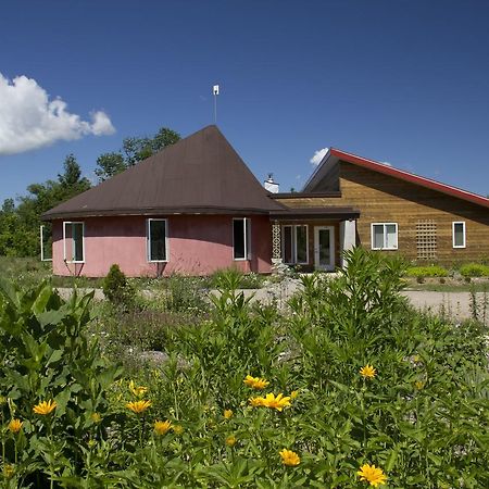 Sugar Ridge Retreat Centre Hotel Midland Bagian luar foto